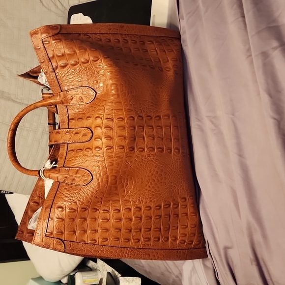 Claudia Firenze Handbag - Picture 2 of 6